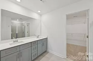 2052 Sunflower Cir, Newton, NC 28658 - Photo 19
