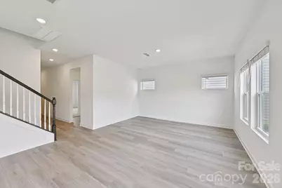 2052 Sunflower Circle, Newton, NC 28658 - Photo 3