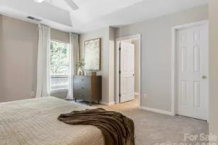 12327 Jessica Pl, Charlotte, NC 28269 - Photo 13