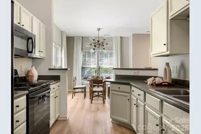12327 Jessica Place, Charlotte, NC 28269 - Photo 11