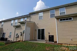 8618 Twined Creek Ln, Charlotte, NC 28227 - Photo 7