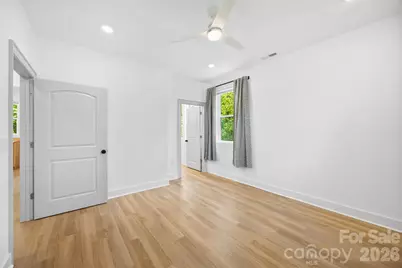 1003 College Boulevard, Dallas, NC 28034 - Photo 17