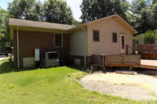 704 Craig St, Cherryville, NC 28021 - Photo 3