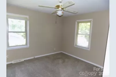704 Craig Street, Cherryville, NC 28021 - Photo 9