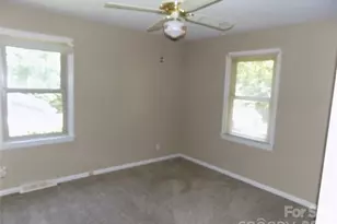704 Craig St, Cherryville, NC 28021 - Photo 9