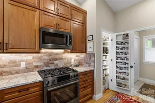 34 Justice Dr, Leicester, NC 28748 - Photo 7