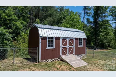 1262 Reid Court, Lenoir, NC 28645 - Photo 3