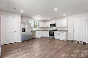 1262 Reid Ct, Lenoir, NC 28645 - Photo 9