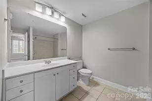 300 W 5th St, Charlotte, NC 28202 - Photo 21