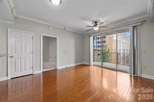 300 W 5th St, Charlotte, NC 28202 - Photo 29
