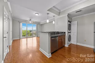 300 W 5th St, Charlotte, NC 28202 - Photo 23