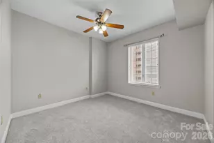 300 W 5th St, Charlotte, NC 28202 - Photo 15