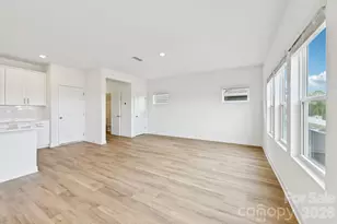 1445 Wildflower St, Newton, NC 28658 - Photo 5