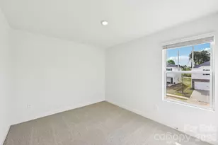 1445 Wildflower St, Newton, NC 28658 - Photo 15