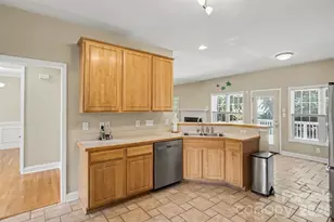 2762 Island Point Dr NW, Concord, NC 28027 - Photo 15