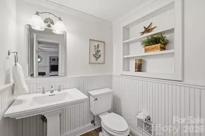 3635 Severn Avenue, Charlotte, NC 28210 - Photo 15