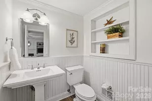 3635 Severn Ave, Charlotte, NC 28210 - Photo 15