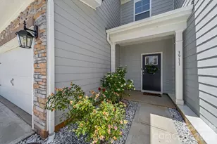 3911 Fairlady Ln, Fort Mill, SC 29707 - Photo 3
