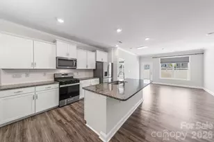 3911 Fairlady Ln, Fort Mill, SC 29707 - Photo 9