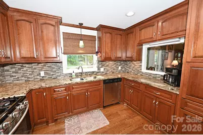 3021 Cedar Crest Drive, Lenoir, NC 28645 - Photo 11