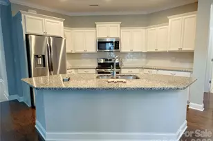 1617 Traditions Ct, Waxhaw, NC 28173 - Photo 5