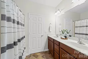 3825 Picasso Court, Charlotte, NC 28205 - Photo 21