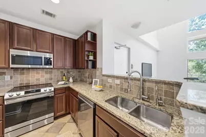 3825 Picasso Court, Charlotte, NC 28205 - Photo 13