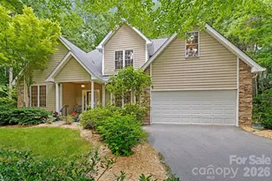 36 Poplar Creek Dr, Asheville, NC 28805 - Photo 1