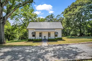 193 Middle St, Ellenboro, NC 28040 - Photo 3