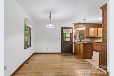 1952 Davis Mountain Road, Hendersonville, NC 28739 - Photo 7