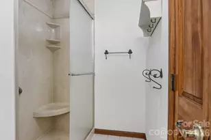 1952 Davis Mountain Rd, Hendersonville, NC 28739 - Photo 15
