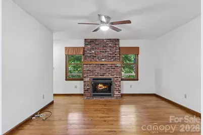 1952 Davis Mountain Road, Hendersonville, NC 28739 - Photo 5