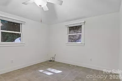 1952 Davis Mountain Road, Hendersonville, NC 28739 - Photo 19