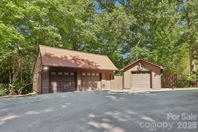1952 Davis Mountain Road, Hendersonville, NC 28739 - Photo 27