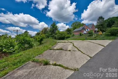 193 Walnut Avenue, Spruce Pine, NC 28777 - Photo 11