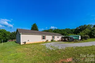 71 Teachers Ln, Canton, NC 28716 - Photo 5