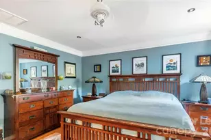 525 E 37th St, Charlotte, NC 28205 - Photo 13
