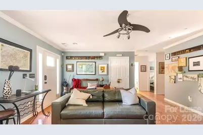 525 E 37th Street, Charlotte, NC 28205 - Photo 5