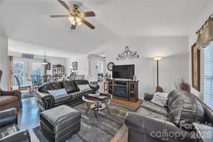 57 Riverview Rd, Taylorsville, NC 28681 - Photo 13