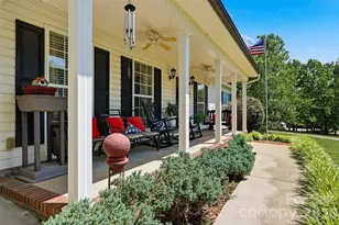 57 Riverview Rd, Taylorsville, NC 28681 - Photo 3