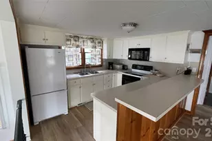128 Curran Point Dr, Norwood, NC 28128 - Photo 5
