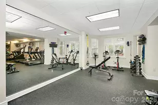 300 W 5th St, Charlotte, NC 28202 - Photo 11