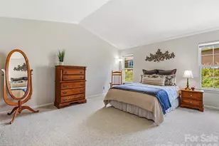 102 Rough Point Ct, Asheville, NC 28806 - Photo 15