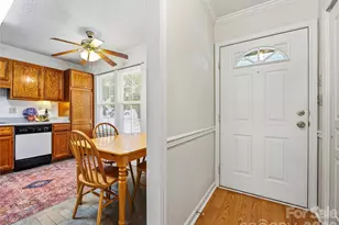 102 Rough Point Ct, Asheville, NC 28806 - Photo 7