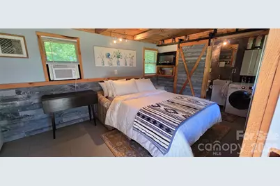 38 Lloyd Barnwell Road, Hendersonville, NC 28792 - Photo 29