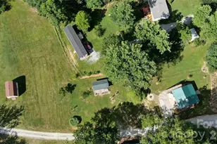 38 Lloyd Barnwell Rd, Hendersonville, NC 28792 - Photo 35