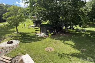 38 Lloyd Barnwell Rd, Hendersonville, NC 28792 - Photo 27