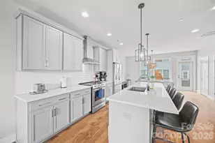 2014 Bryant Park Dr, Charlotte, NC 28208 - Photo 9