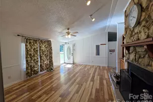 1395 Cape Hickory Rd, Hickory, NC 28601 - Photo 5