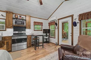 243 Jonquil Woods Rd, Franklin, NC 28734 - Photo 9